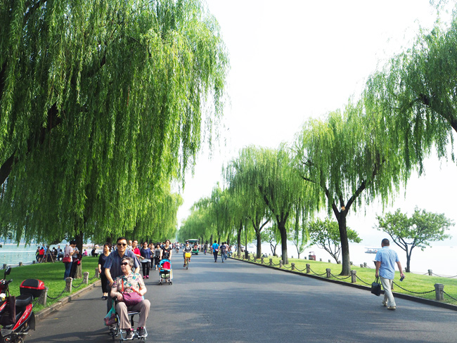 Bai Causeway of Hangzhou West Lake