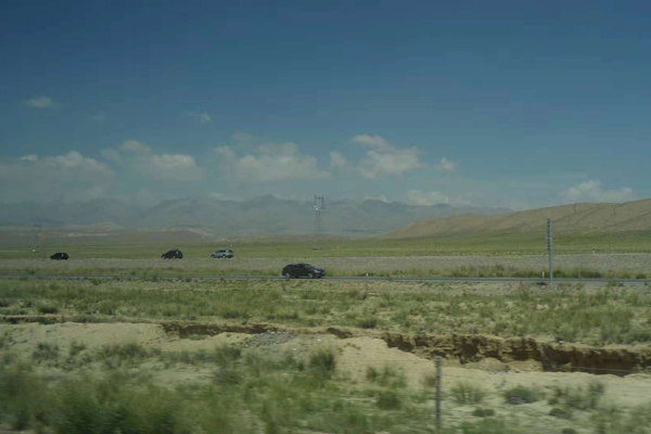 On-Our-Way-to-Qinghai-Lake